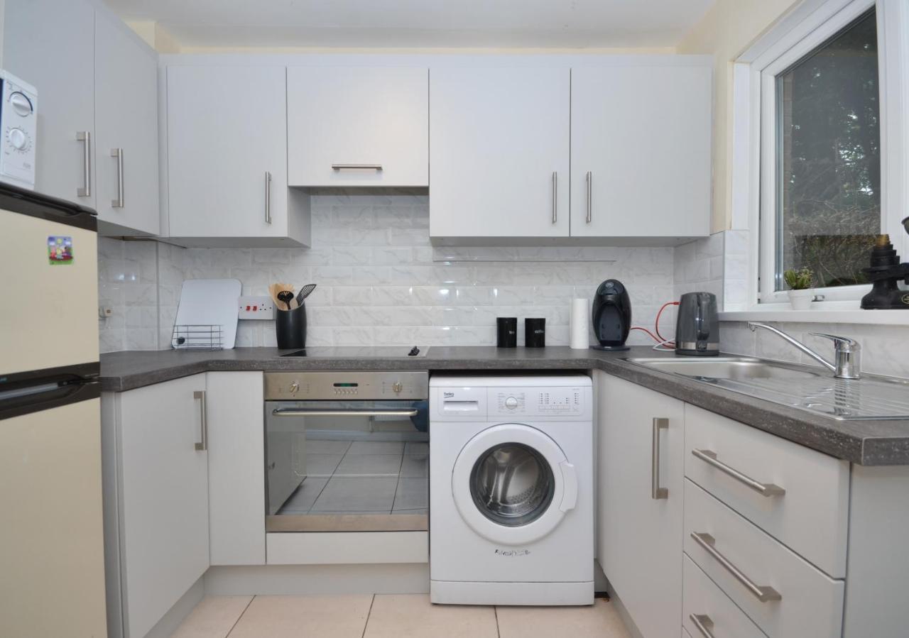 Bright Stylish 2 Bedroom Garden Apartment South Belfast Close To Everything Esterno foto