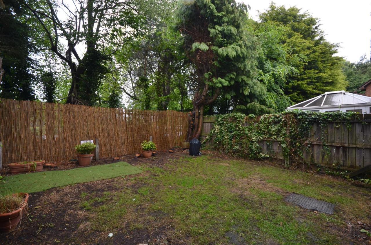 Bright Stylish 2 Bedroom Garden Apartment South Belfast Close To Everything Esterno foto