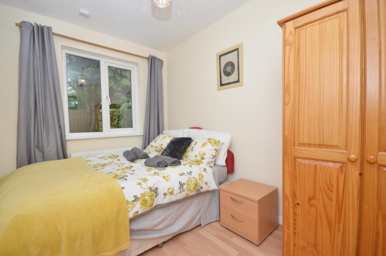 Bright Stylish 2 Bedroom Garden Apartment South Belfast Close To Everything Esterno foto